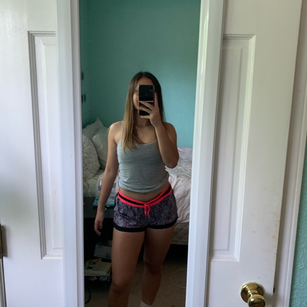 fabletics running shorts